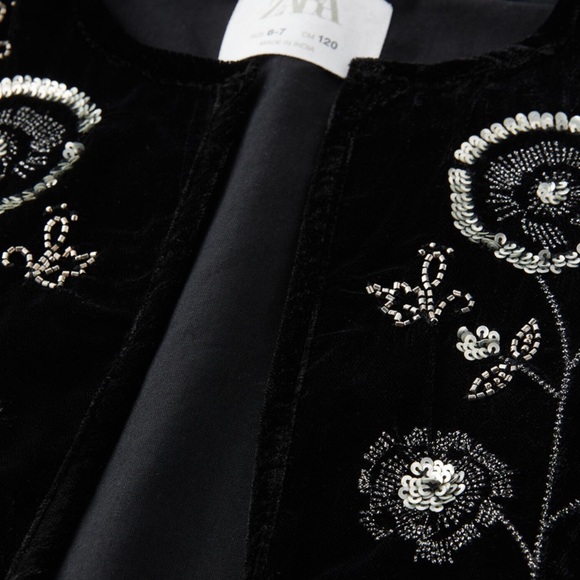 Zara embroidered vest - NWT - Picture 4 of 5